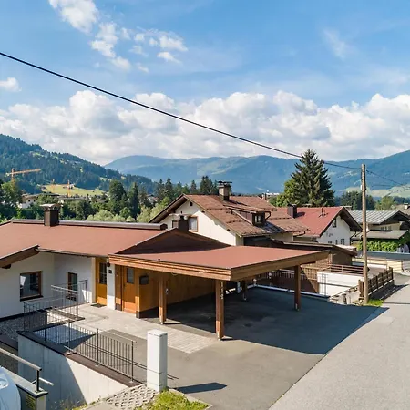 Ferienhaus Haus Bergblick *
